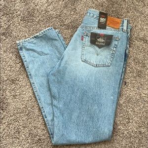 501 women’s original Levi’s